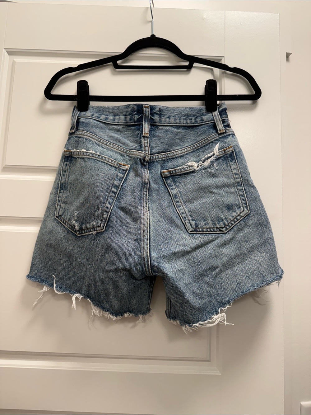 AGOLDE Riley Jean Shorts - Picture 2 of 6